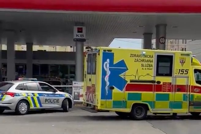 Napad na bencinskem servisu, več ljudi ranjenih