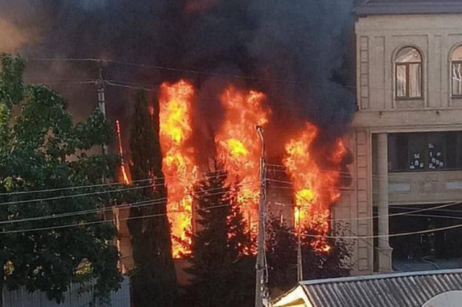 požar dagestan cerkev