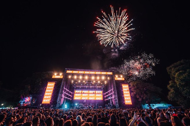 Odštevamo do festivala EXIT v Srbiji: Med nastopajočimi ob svetovnih superzvezdnikih kar pet slovenskih izjavalcev