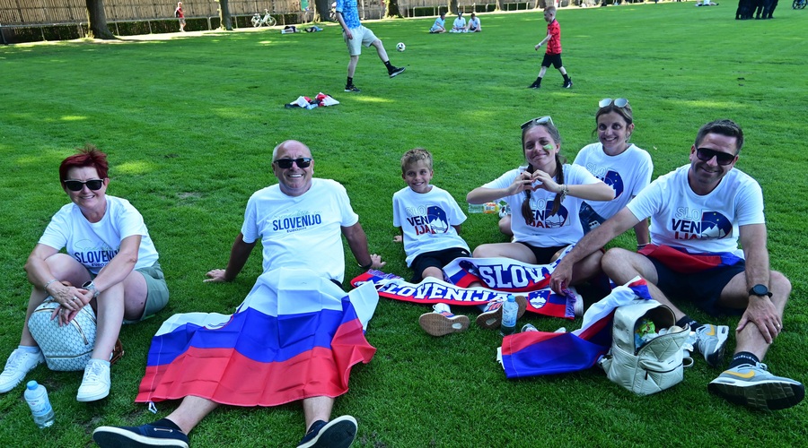 V Frankfurtu že na vsakem koraku zaslišiš slovenski jezik (foto: Igor Kupljenik/BOBO)