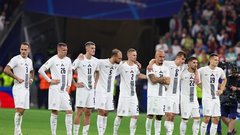 Tekmo Portugalska - Slovenija si je ogledalo osupljivo število gledalcev