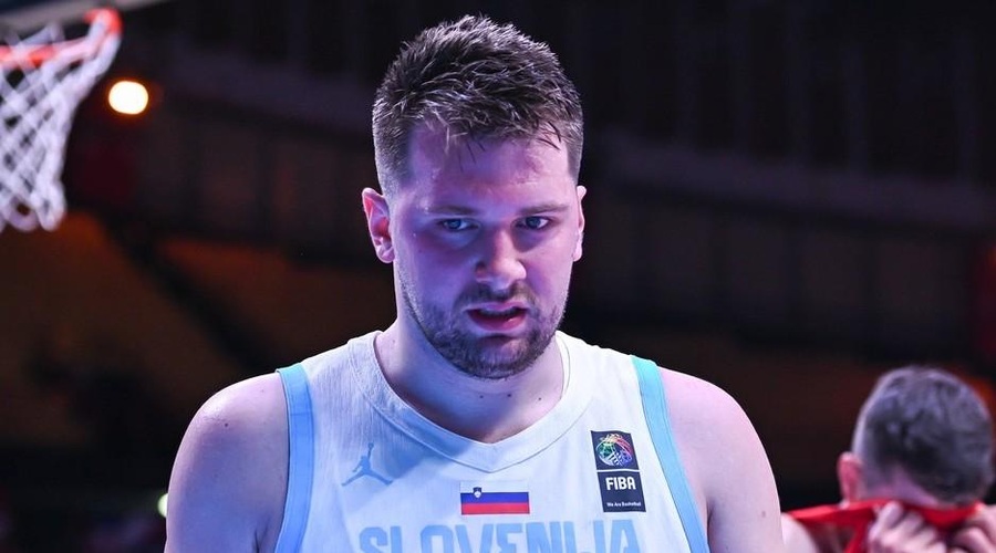Slovenski košarkarji z bolečim porazom: Grki razblinili sanje o olimpijskih igrah (foto: Profimedia)
