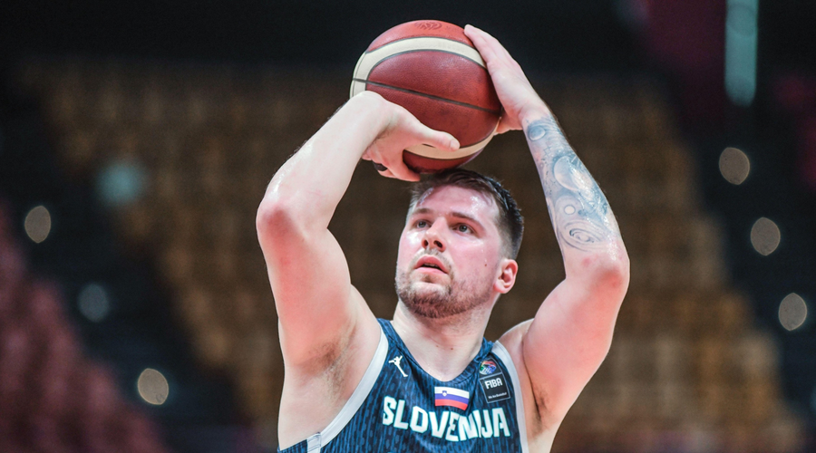 Luka Dončić priznal, da je zelo utrujen: "Za mano je dolga in naporna sezona ... " (foto: Profimedia)