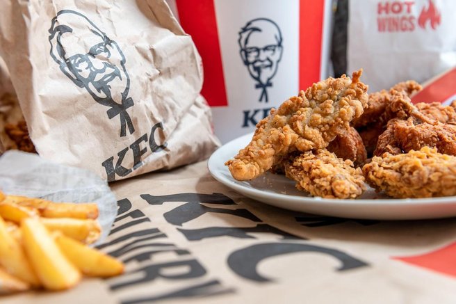 To je duhovit razlog, zakaj veriga restavracij KFC na omrežju X sledi samo 11 ljudem
