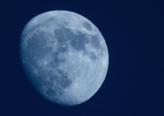 Ameriško vesoljsko plovilo pristalo na Luni: posnelo je osupljive fotografije (FOTO)