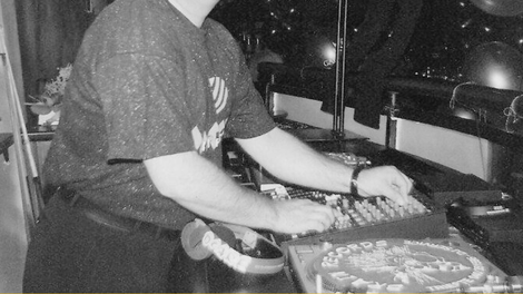 Poslovil se je legendarni slovenski DJ