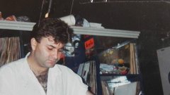 Poslovil se je legendarni slovenski DJ