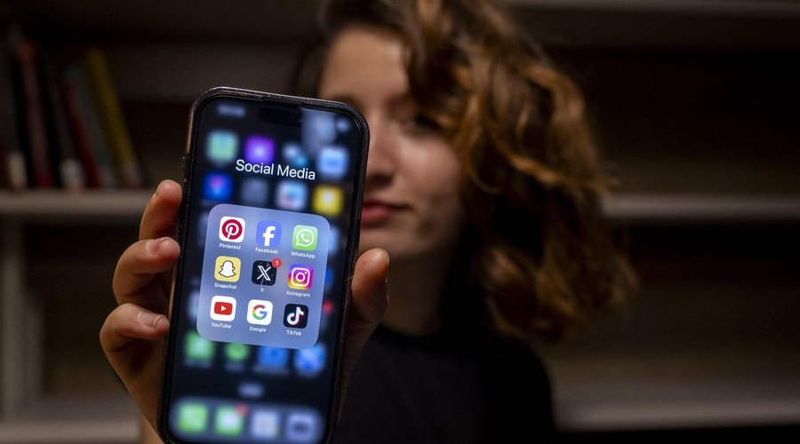 Ste vedeli, da ima vsak telefon določeno življenjsko dobo? Kako ugotovite, ali je vašemu že potekla (foto: Profimedia)