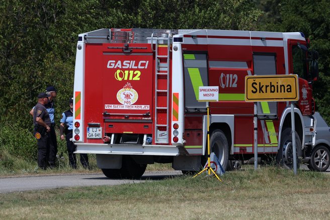 Požar v Gajih pri Celju pogašen: na delu gasilska straža in ohlajevanje pogorišča