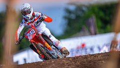 Tim Gajser je zmagovalec dirke v Loketu!