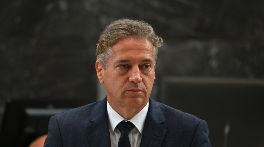Grozljivi dogodek na zagrebški osnovni šoli: na tragedijo pri sosedih se je odzval tudi Robert Golob (foto: Bobo)