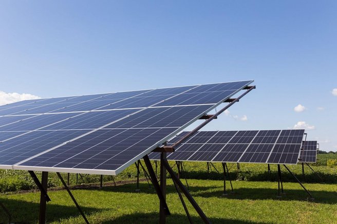 Ste vedeli, da lahko na spletu vaše zemljišče oddate v najem za pridobivanje sončne energije?