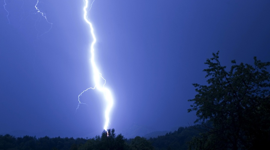 Arso izdal oranžno opozorilo za celotno državo: kaj prihaja? (foto: Srdjan Živulovič/Bobo)