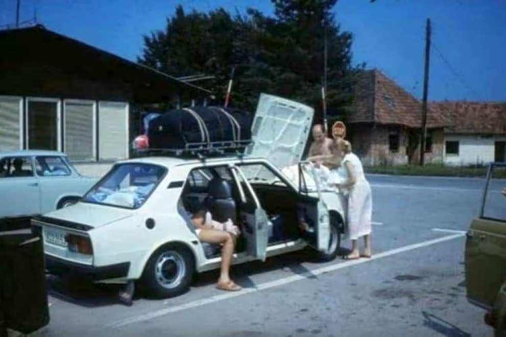 Pot na dopust včasih: brez klime in avtocest ... Kako pa ste na morje potovali vi?