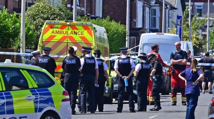 Znanih več podrobnosti o napadu, ki je pretresel Veliko Britanijo (foto: Twitter/GodOfClips_)
