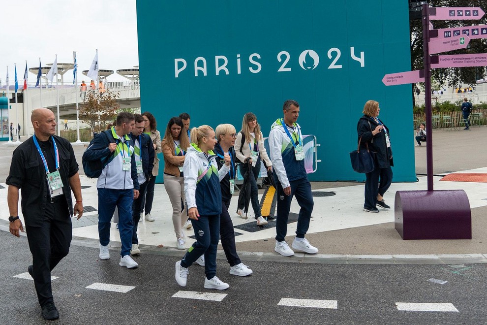 Obisk visokih predstavnikov Slovenije v olimpijski vasi v Parizu