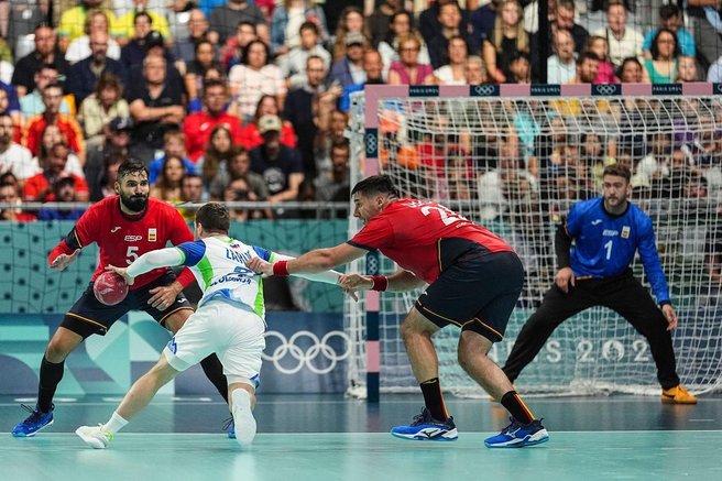Neverjetno! Slovenski rokometaši so dosegli prvo zmago na olimpijskih igrah