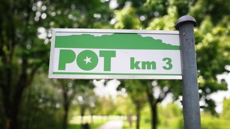 PST