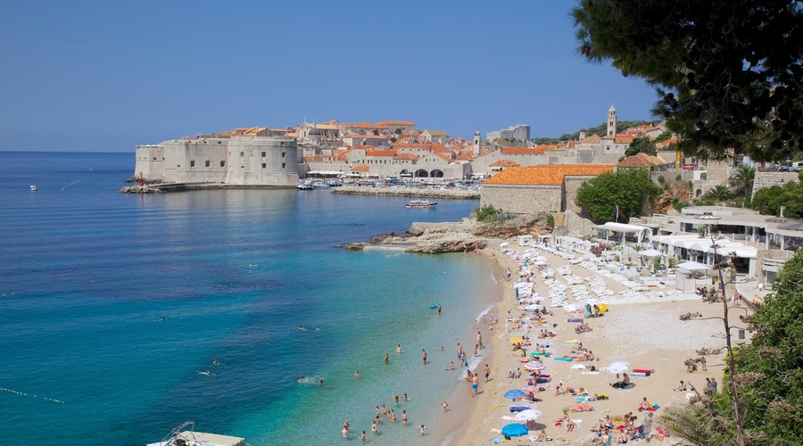 Izprijenec prestrašil obiskovalko popularne hrvaške plaže: "Bilo je odvratno, še danes imam nočne more!" (foto: Profimedia)