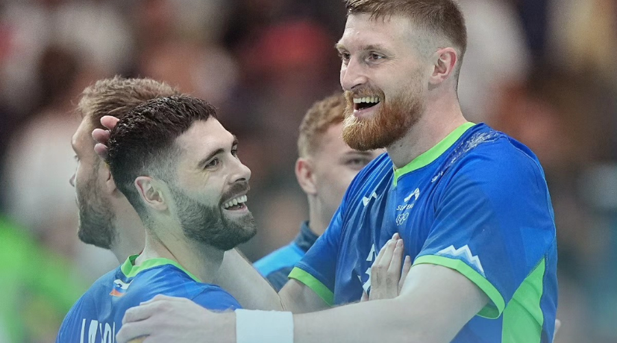 Izjemno! Slovenski rokometaši premagali Japonce in se uvrstili v četrtfinale OI (foto: Facebook Slovenia Olympic Team)