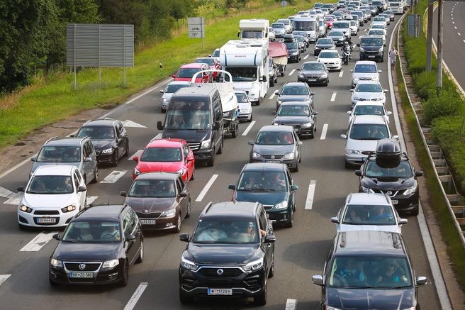 Prometni zastoji poleti na hrvaških avtocestah