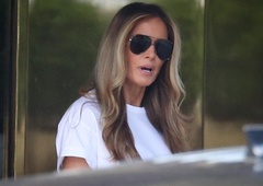 Melania Trump v svojem stilu na pregrešno dragi torbi razkrila načrte (FOTO)