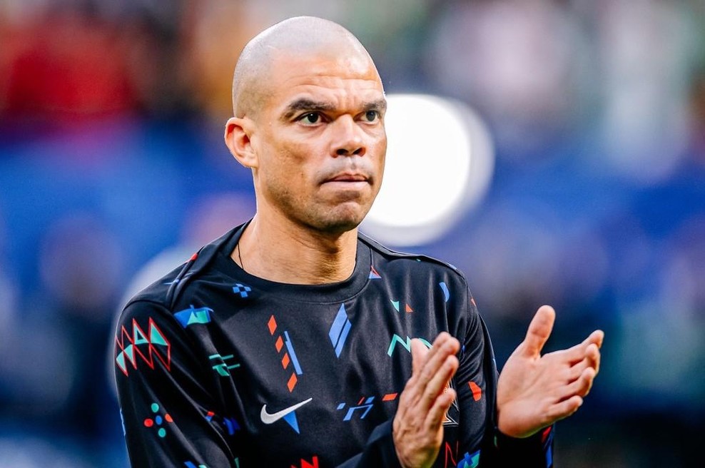 Legendarni Pepe pri 41 letih končal kariero (foto: Profimedia)