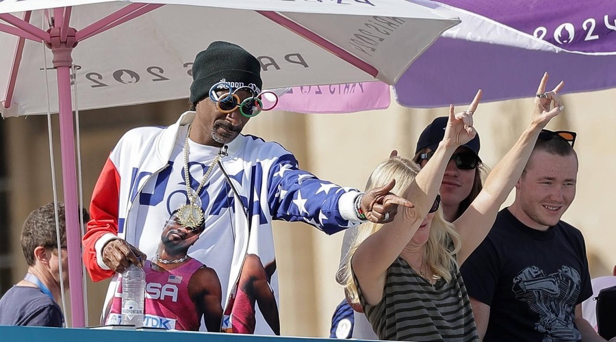 Ne boste verjeli, koliko zasluži Snoop Dogg kot posebni poročevalec na OI (foto: Profimedia)