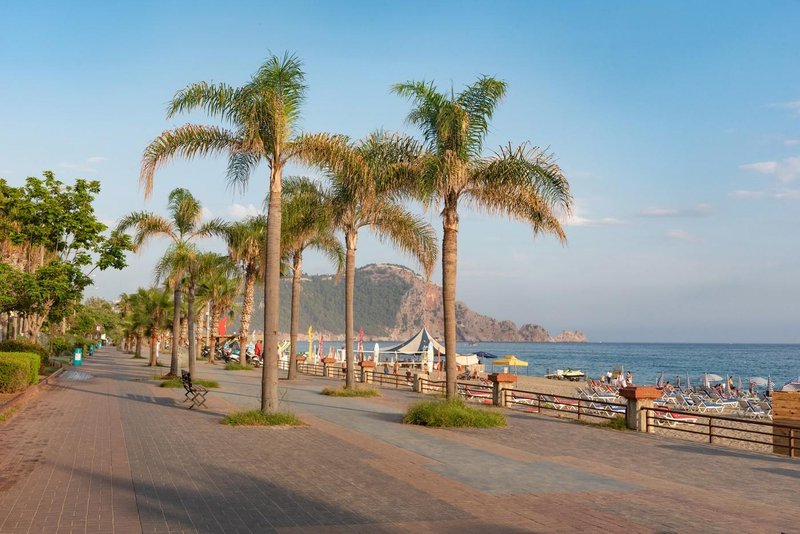 Alanya je priljubljeno turistično mesto v Turčiji.