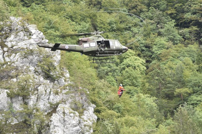 Planinec odšel na turo v smeri Skute, nato pa se ni več oglasil (policija prosi za pomoč)