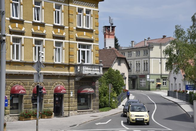 V Kočevju ponoči odjeknili streli