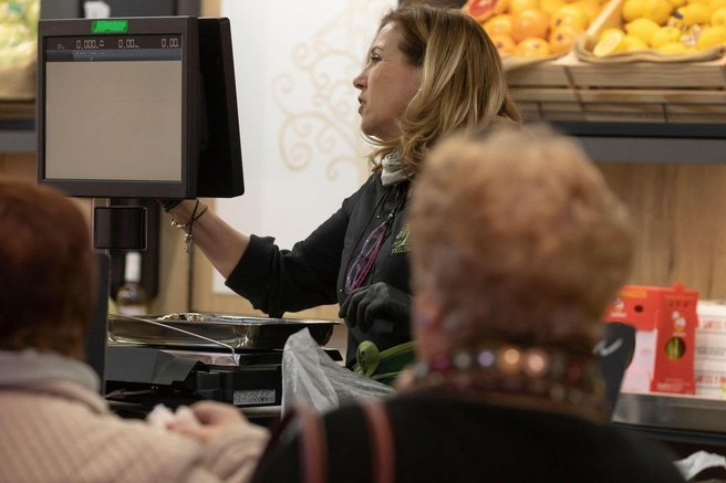 trgovka trgovina stranke tehtnica