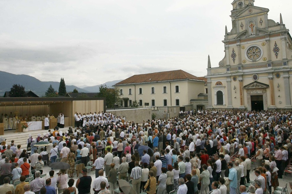 Po Sloveniji bodo potekale številne maše in romanja (foto: Profimedia)