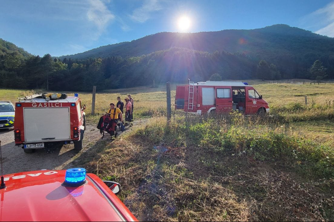 Slovenci herojsko obvladali požar: poglejte, kako so z združenimi močmi preprečili najhujše (FOTO)