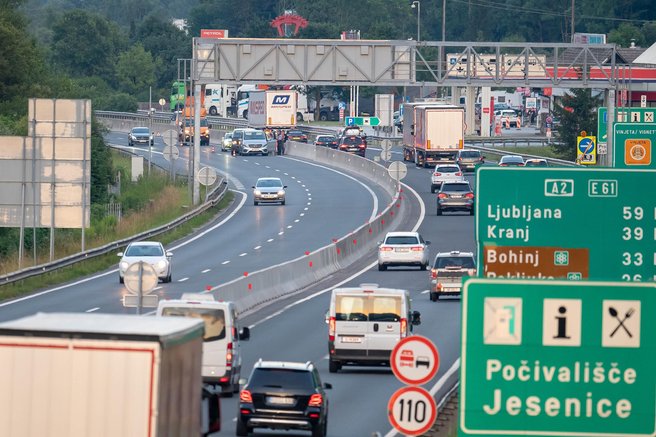 cesta gneča zastoj Karavanke
