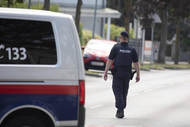 avstrijska policija