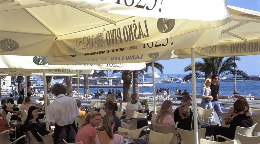 Turistka po šoku na Hrvaškem: "Je Slovenija tudi tako draga?" (Kako so ji odgovorili?) (foto: Profimedia)