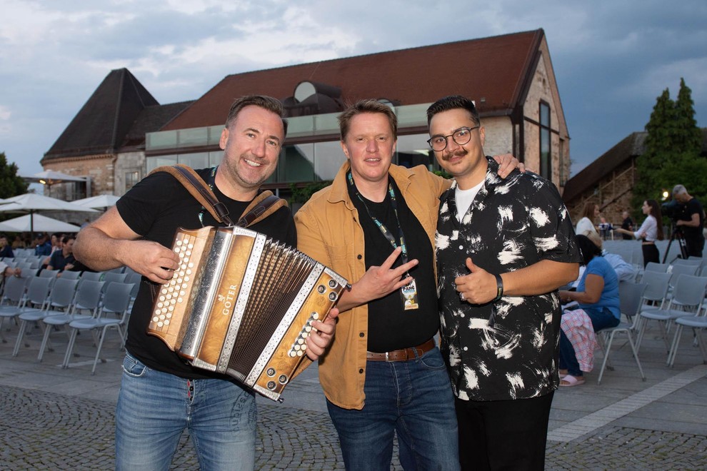 panč festival stand up komedija prvi večer