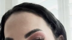 Ženska z najširšim jezikom na svetu ima poseben talent: kaj lahko naredi s štirimi lizikami v ustih? (FOTO in VIDEO)