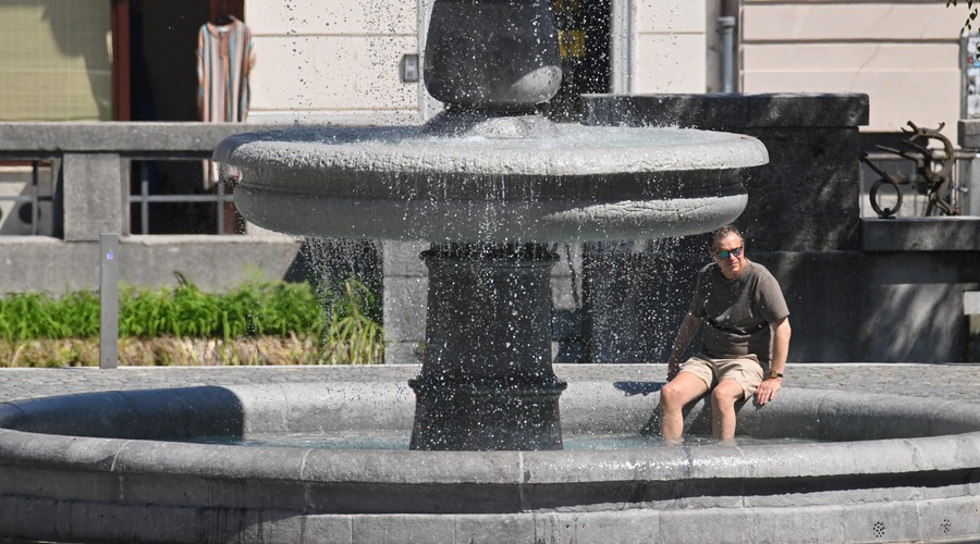Bo vročina ob koncu avgusta popustila? Vremenoslovci razkrivajo napoved (foto: Žiga Živulovič jr./Bobo)
