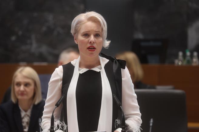 Urska Klakocar Zupancic