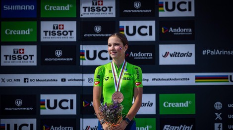 Maruša Tereza Šerkezi tretja na svetovnem prvenstvu