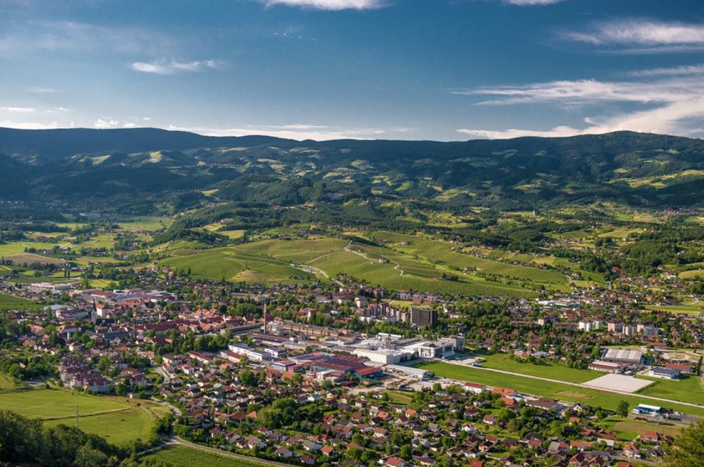 Tegobe slovenskih občin: slabe avtobusne povezave, preobremenjene ceste, manjkajoči avtobusi, a železnice vseeno ne bo (foto: Občina Slovenske Konjice)