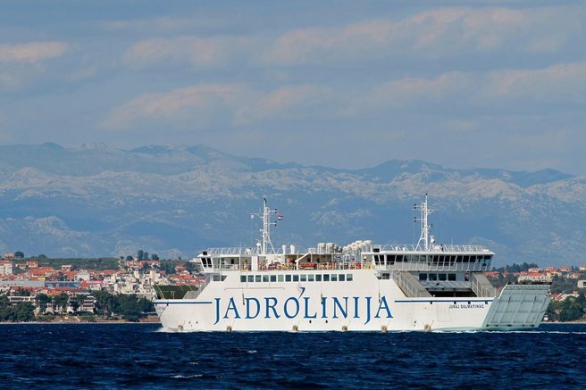 jadrolinija, ladja, hrvaška