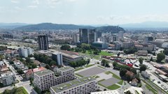 stanovanja Parmova