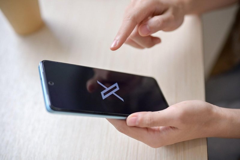 Elon Musk besno proti Evropski uniji: "EU je treba razpustiti ... "