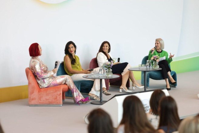 Sociologinja Maja Jovanivić je na Forbes Power Women's Summit govorila o tem, kako naj ženske ravnajo s sindromom sleparja.