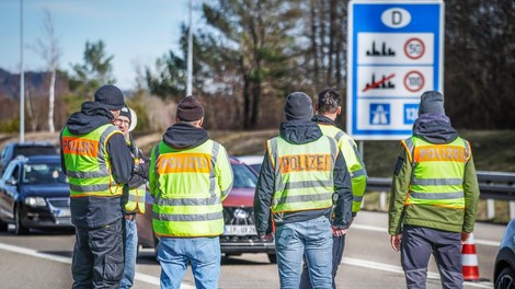 policija meja nadzor