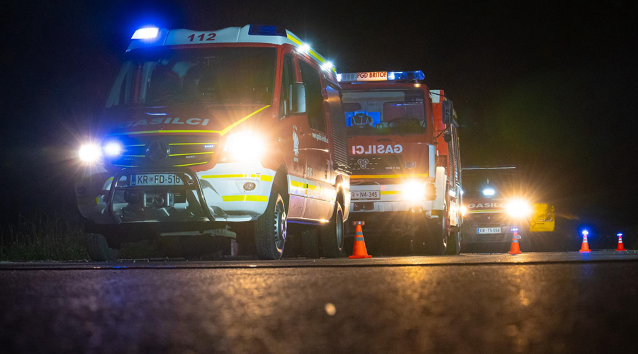 Gasilci so se borili z ognjem v Negovi: posledice so katastrofalne, znana tudi prva ocena škode (foto: PGD Britof)