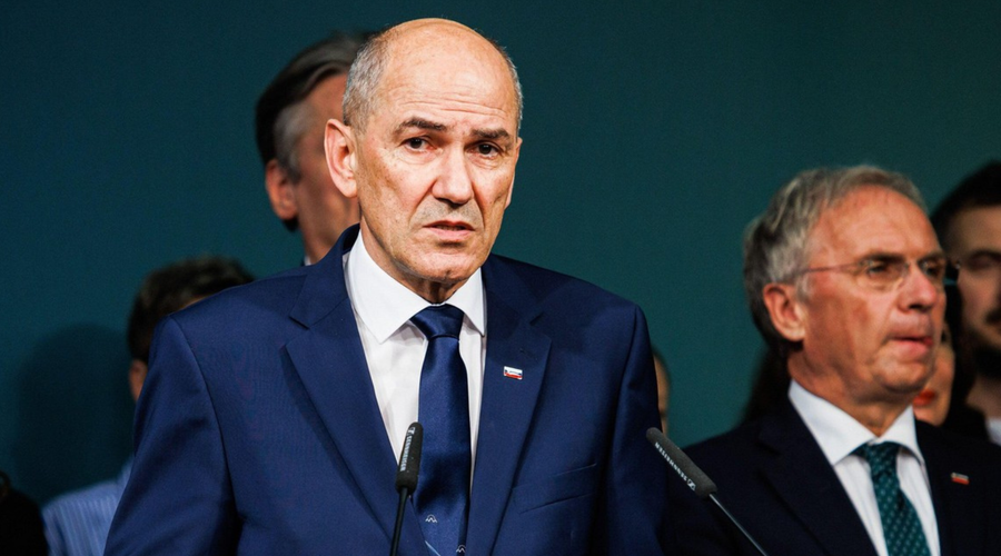 Janez Janša objavil pismo, namenjeno Robertu Golobu: "Zdaj je tudi uradno, da ..." (foto: Profimedia)